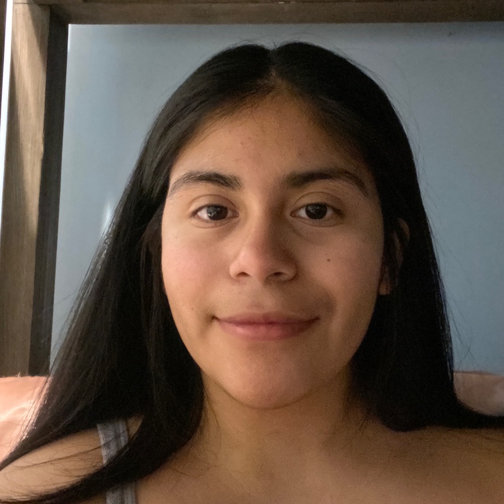 Meet your Posher, Esmeralda